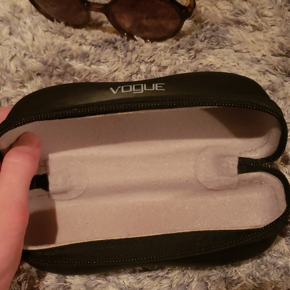 Vogue Tortoise Shell Sunglasses - image 7